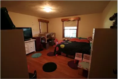 211 Russell St, Hadley, MA 01035 - Photo 18