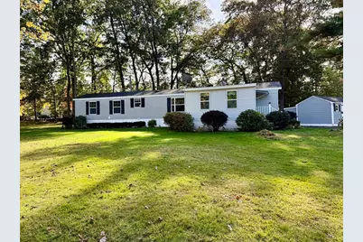 56 Nelson St, Salem, NH 03079 - Photo 2