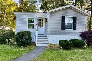 56 Nelson St, Salem, NH 03079 - Photo 4