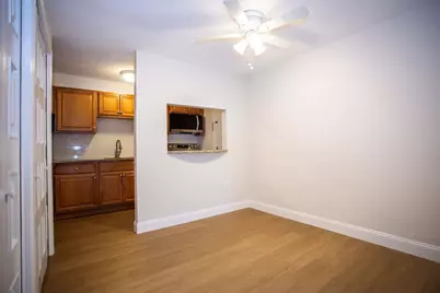 5 Washington St #C9, Reading, MA 01867 - Photo 6