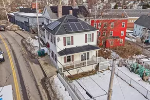 33 Pearl St, Fitchburg, MA 01420 - Photo 1