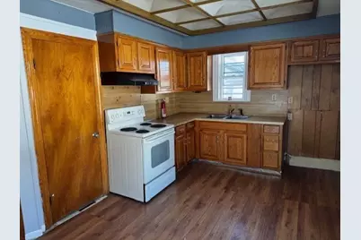 15 Edward St, Worcester, MA 01605 - Photo 10