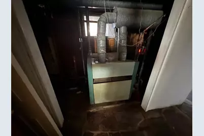 15 Edward St, Worcester, MA 01605 - Photo 12