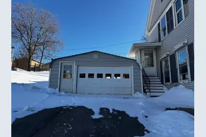 15 Edward St, Worcester, MA 01605 - Photo 2