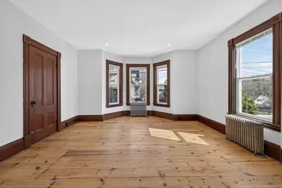 15 Hayden St, Marlborough, MA 01752 - Photo 8