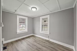 1 Noble Pl, Adams, MA 01220 - Photo 12