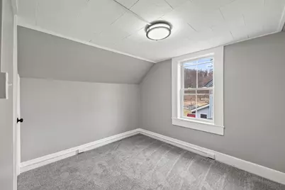 1 Noble Pl, Adams, MA 01220 - Photo 30