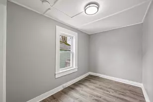 1 Noble Pl, Adams, MA 01220 - Photo 22