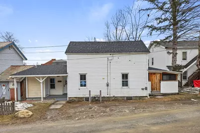 1 Noble Pl, Adams, MA 01220 - Photo 4