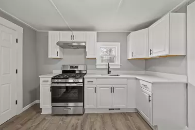 1 Noble Pl, Adams, MA 01220 - Photo 18