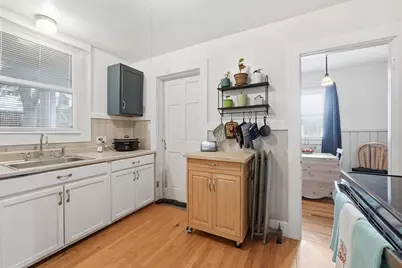 14 Bellevue Ave, Ware, MA 01082 - Photo 14