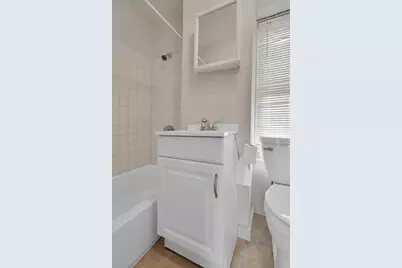 11 Carpenter St #3, Boston, MA 02127 - Photo 8