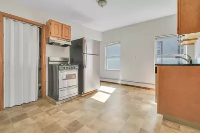 11 Carpenter St #3, Boston, MA 02127 - Photo 2