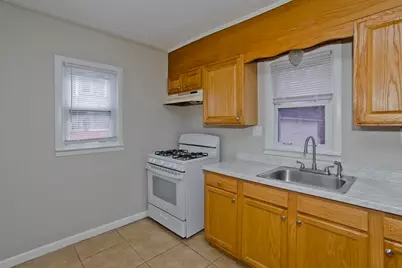 36 Daniel St, Springfield, MA 01151 - Photo 14