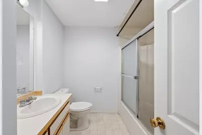 551 Hildreth St #21, Dracut, MA 01826 - Photo 10