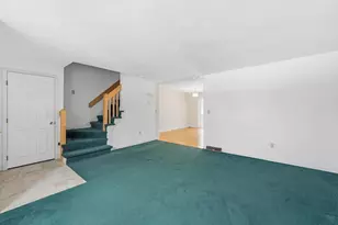551 Hildreth St, Dracut, MA 01826 - Photo 4