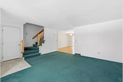 551 Hildreth St #21, Dracut, MA 01826 - Photo 4