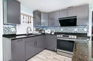 107 Fayette St, Quincy, MA 02171 - Photo 10