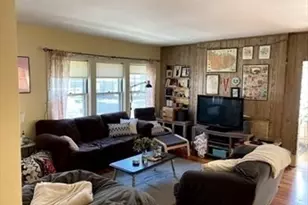 36 Beaconsfield Rd, Brookline, MA 02445 - Photo 2