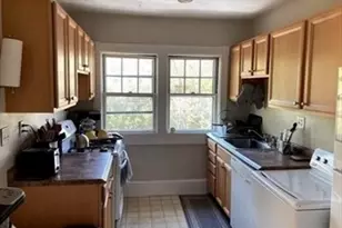 36 Beaconsfield Rd, Brookline, MA 02445 - Photo 4