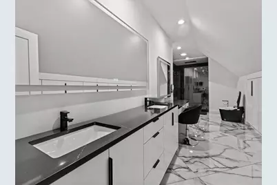 880 Summer St, Lynnfield, MA 01940 - Photo 26