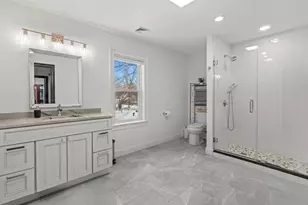 880 Summer St, Lynnfield, MA 01940 - Photo 34