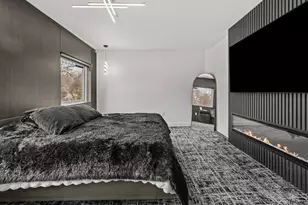 880 Summer St, Lynnfield, MA 01940 - Photo 24