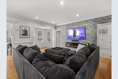 880 Summer St, Lynnfield, MA 01940 - Photo 4