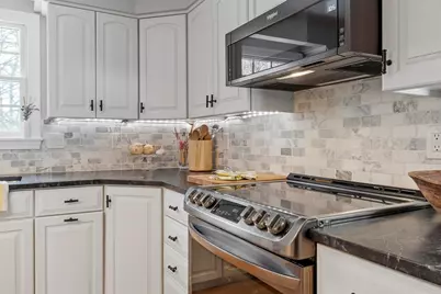 99 Flagler Dr, Holden, MA 01520 - Photo 4