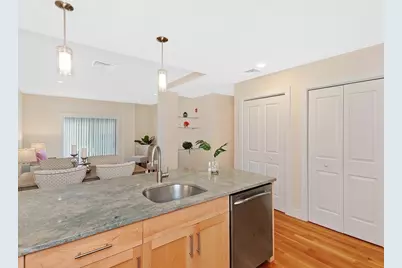 321 Hammond Pond Pkwy #106, Brookline, MA 02467 - Photo 12