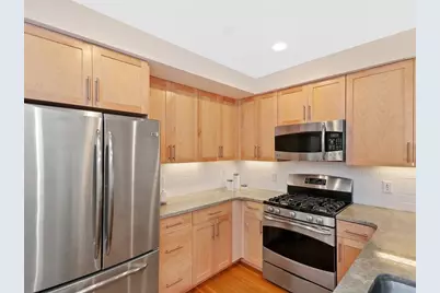 321 Hammond Pond Pkwy #106, Brookline, MA 02467 - Photo 8