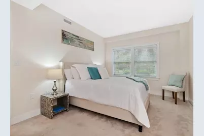 321 Hammond Pond Pkwy #106, Brookline, MA 02467 - Photo 20