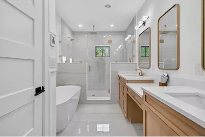 71 Cloverdale #1, Newton, MA 02461 - Photo 6