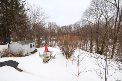 5 Crosby St, Webster, MA 01570 - Photo 32