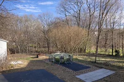 5 Crosby St, Webster, MA 01570 - Photo 32