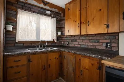 5 Crosby St, Webster, MA 01570 - Photo 18