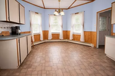 5 Crosby St, Webster, MA 01570 - Photo 16