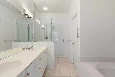 201 Willow Brook Dr #201, Wayland, MA 01778 - Photo 10