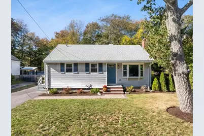 220 Weymouth St, Holbrook, MA 02343 - Photo 2