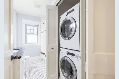 70 Clyde Street #2, Newton, MA 02460 - Photo 22