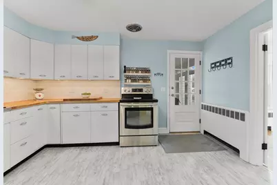 67 Wellington St, Marlborough, MA 01752 - Photo 12