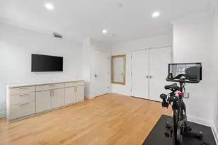 881 E 2nd, Boston, MA 02127 - Photo 22