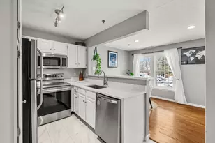 1 Riverview Blvd, Methuen, MA 01844 - Photo 14