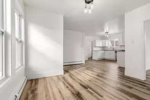 3 Marshall St, Haverhill, MA 01832 - Photo 8