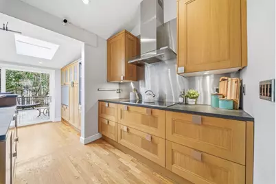 54 Oakvale Rd, Newton, MA 02468 - Photo 6