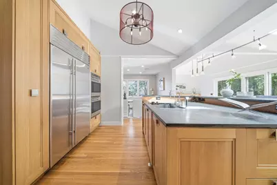 54 Oakvale Rd, Newton, MA 02468 - Photo 4