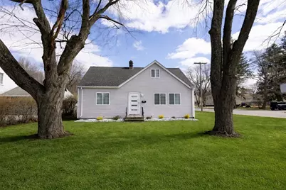 2085 Memorial Drv, South Hadley, MA 01075 - Photo 2