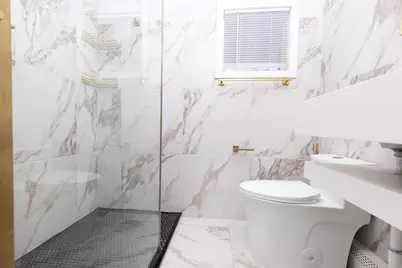 2085 Memorial Drv, South Hadley, MA 01075 - Photo 12