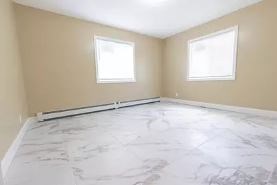 2085 Memorial Drv, South Hadley, MA 01075 - Photo 18