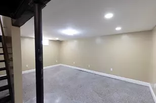 2085 Memorial Dr, South Hadley, MA 01075 - Photo 28